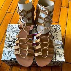 Brash Women’s Flat Sandals Mystique Tan Tall Sz 10